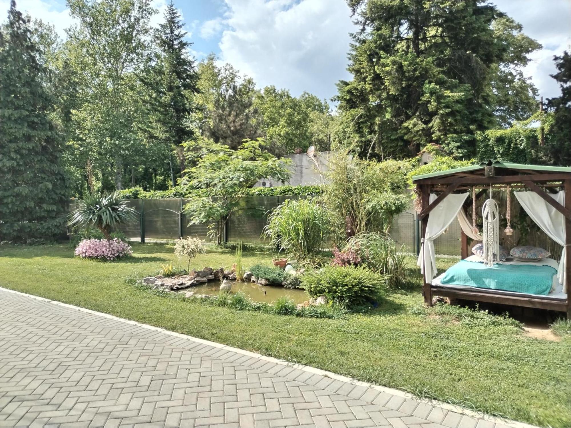 Apartman Garden House Vozdivac ภายนอก รูปภาพ